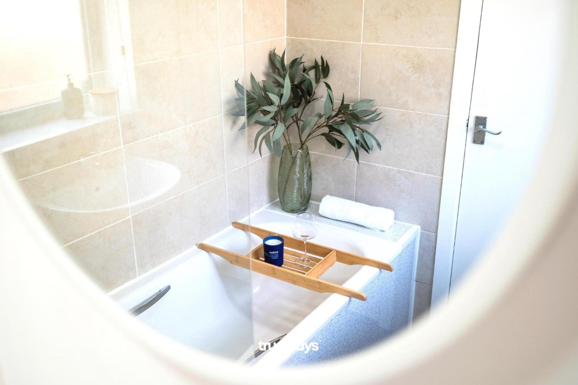 Penkhull House By Truestays - 4 Bedroom House In Stoke-On-Trent Εξωτερικό φωτογραφία
